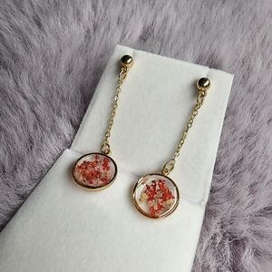 Pressed flower earrings